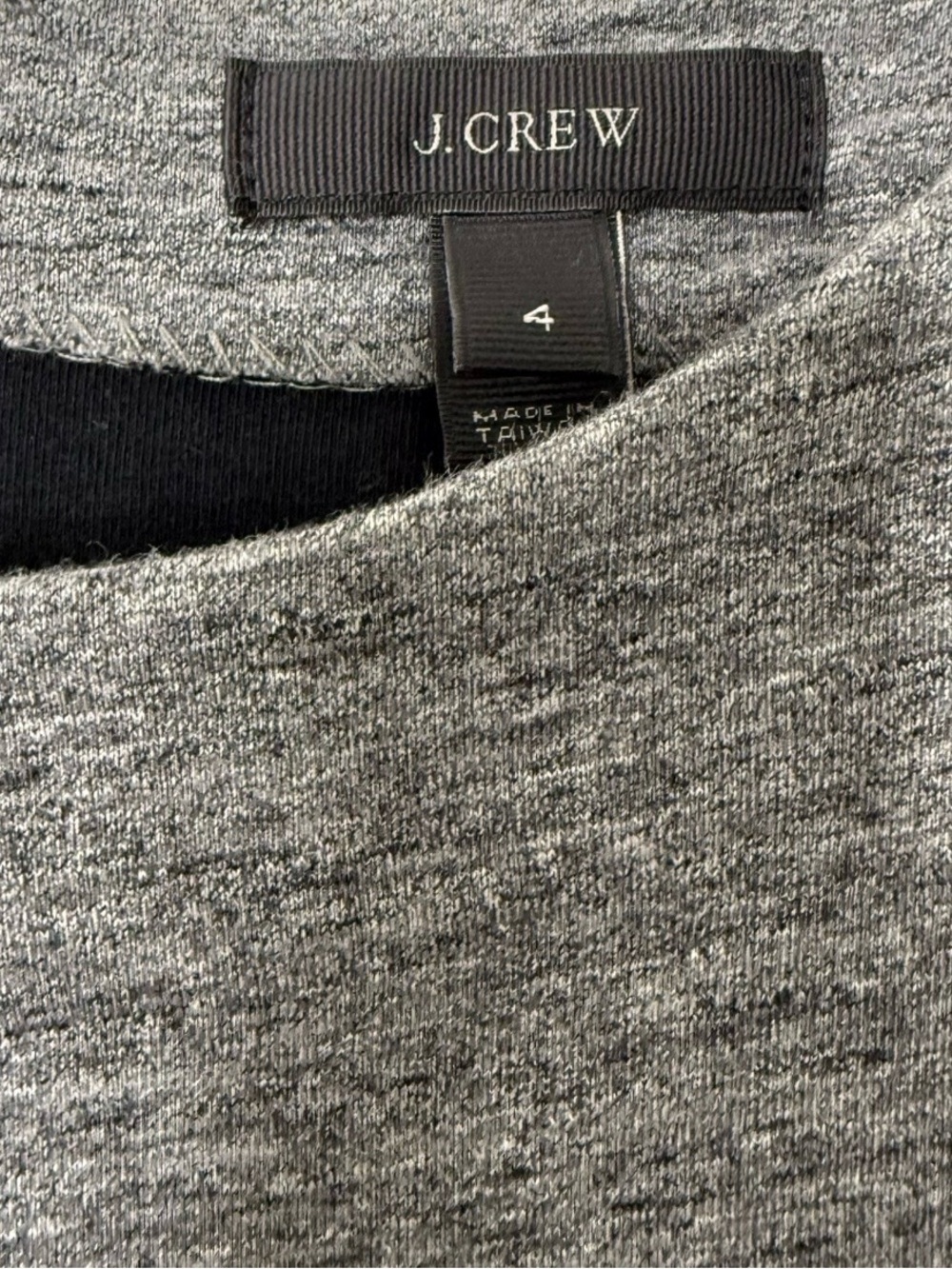 J. CREW | Gray and Black Wool Short Sleeve Colorblock Design Sheath Dress Sz. 4 - Picture 3 of 4